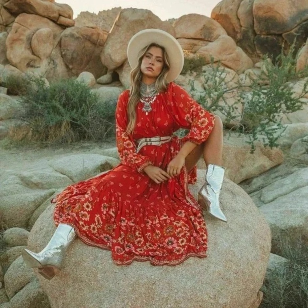 Joni gown